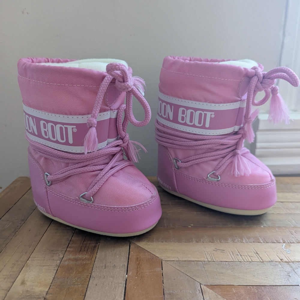 Icon Mini Moon Boot Pink - Baby / Toddler Puffy Winter Boots
